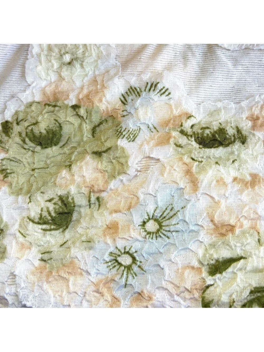 Floral Textured Long Sleeve Top with Floral Embellishment Medium - Picture 3 of 4